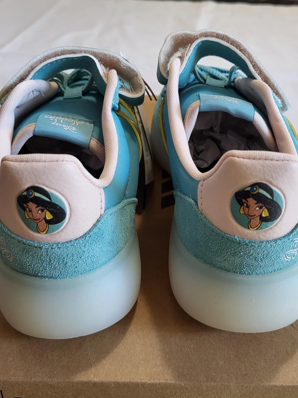 *NEW* Adidas Barreda Decode Jasmine EL Disney Aladdin Size 2Y Shoes  Blue/Gold